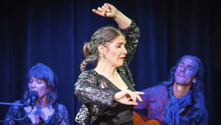 SPOT Aire Flamenco
